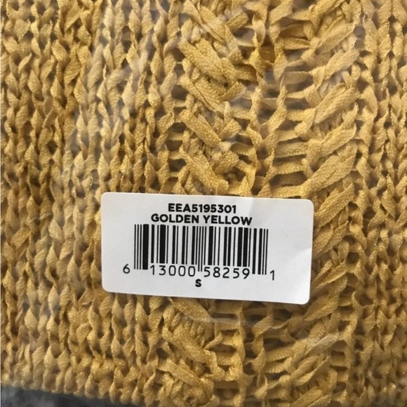 NEW BCBGMAXAZRIA Crochet Golden Sweater Size Small - Picture 11 of 11